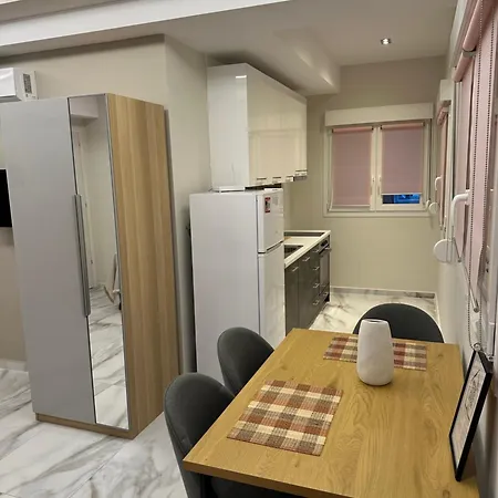 Aigli 2 Apartmán *